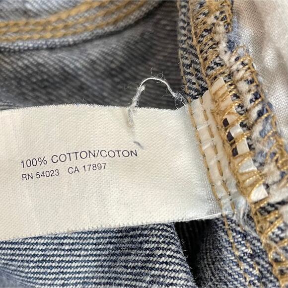 Gap Women’s Size 10 Factory Distressed Roll Hem Denim Shorts Dark Wash Mid Rise - Picture 10 of 11